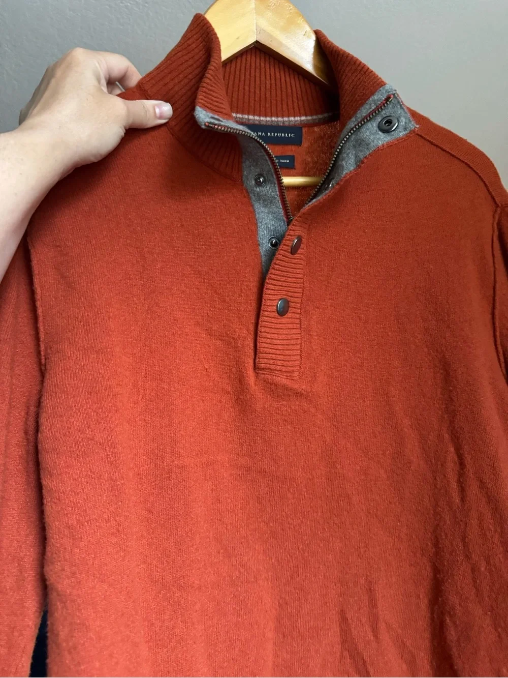 Banana Republic Men’s Burnt Orange Quarter-Button Italian Yarn Sweater